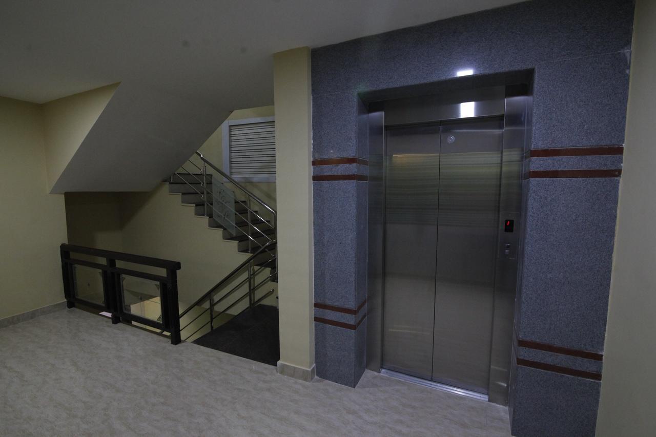 Hotel Kasi Inn Tandzsávúr Kültér fotó